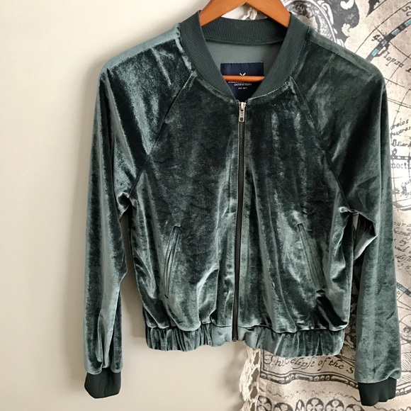 American Eagle Outfitters Jackets & Blazers - American Eagle Velvet Light Jacket